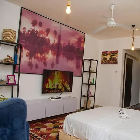 Artist Sanctuary In Bamburii Apartment Mombasa Exterior photo
