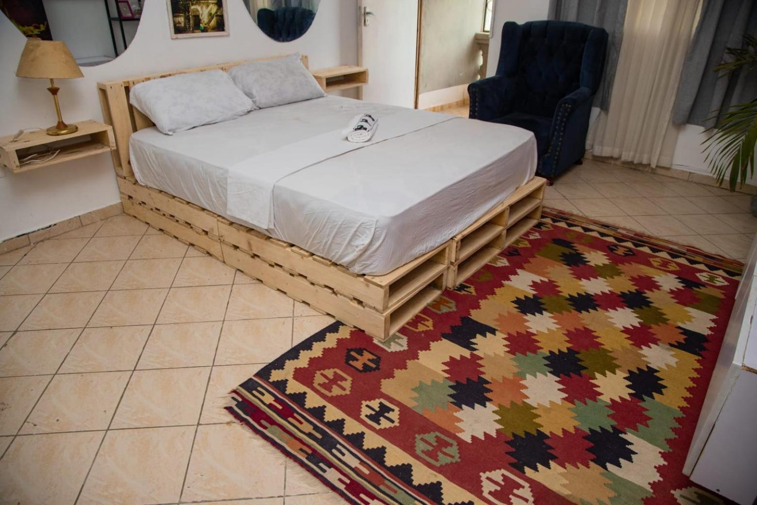 Artist Sanctuary In Bamburii * Mombasa